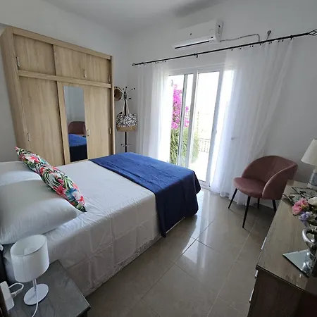 Vila Dionysus *