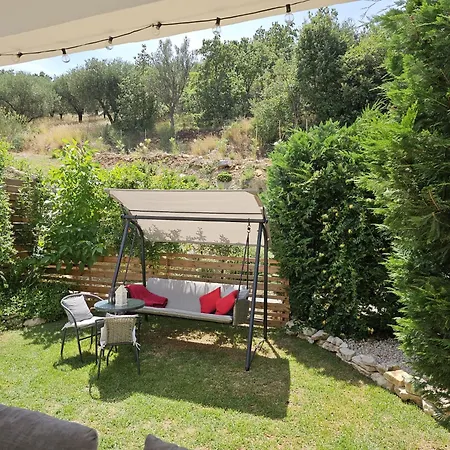 Vila Dionysus
