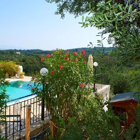 Dionysus Vila Acharavi (Corfu)